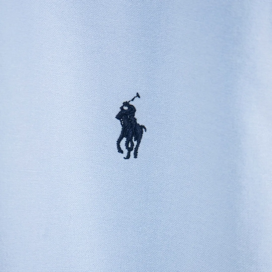 P270 zp version [Exclusive supply] Ralph Lauren/Ralph Lauren's classic evergreen single product 100 cotton Oxford spun old money style casual long-sleeved shirt. 100% restored workmanship. The entire garment is embedded with seams and clean edges. The upper back seams are reorganized for a better fit. ✅ 100 cotton Oxford spun on the face. Pre-wash treatment. The texture is tight and soft. ✅ Custom dyed original pearlescent white bottom buttons. Size partitions. ✅ Special shaped chiffon foil is included in the collar door tube. It is not easy to deform and pull. ✅ RL classic version of the Oxford shirt. The thick and crisp feeling brought by the Oxford cloth. It can be worn alone or as an outer layer. It can be worn in all seasons. It is a must-have item for the wardrobe. Get it with your eyes closed. Color: black, white, pink, blue, carbon gray, khaki, navy blue and red label, dark blue and white label (8 colors) Size: S M L XL Number: WW10972